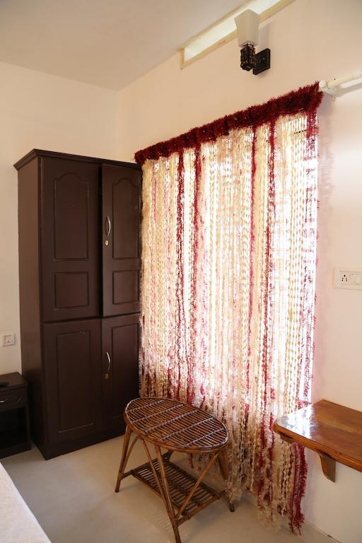 Sangeeth Beach Resort Ковалам Екстериор снимка